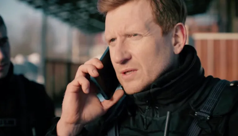 Момент из 25 серии 1 сезона