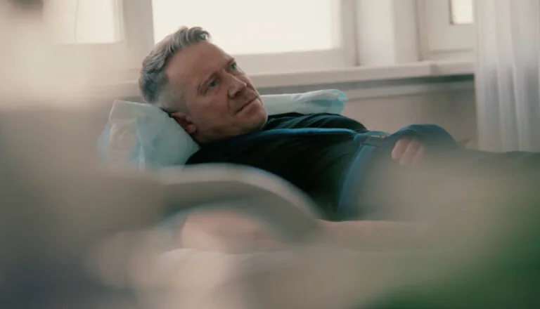 Момент из 29 серии 1 сезона