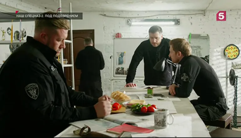 Момент из 19 серии 2 сезона